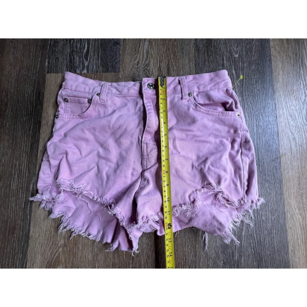 Love Tree Denim Shorts Womens Large Pink Distressed Frayed Hem High Rise Cutoffs